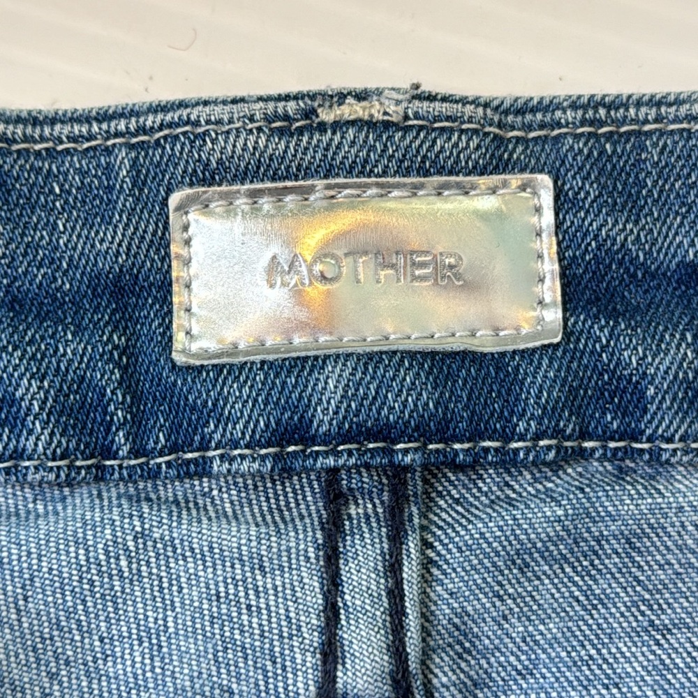 Mother The Looker Crop Distressed Skinny Crop Jeans (26) - Picture 9 of 11